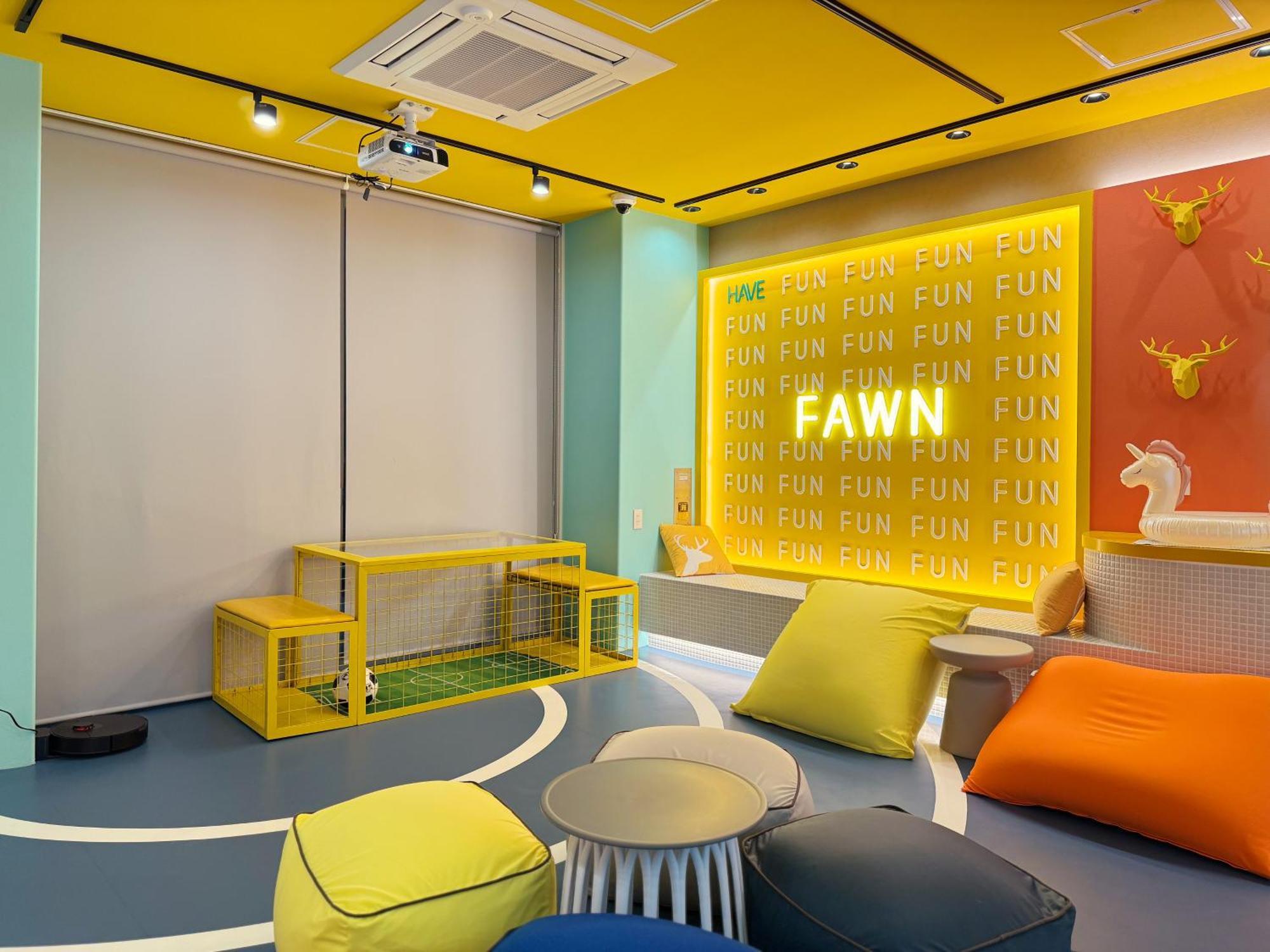 Fawn Hotel Osaka Luaran gambar